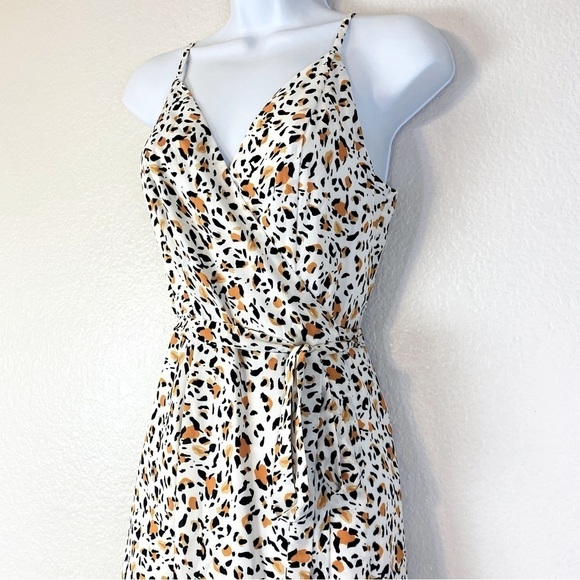 Wayf Leopard Print Rosie Slit Front Wrap Dress Size S - Picture 3 of 7